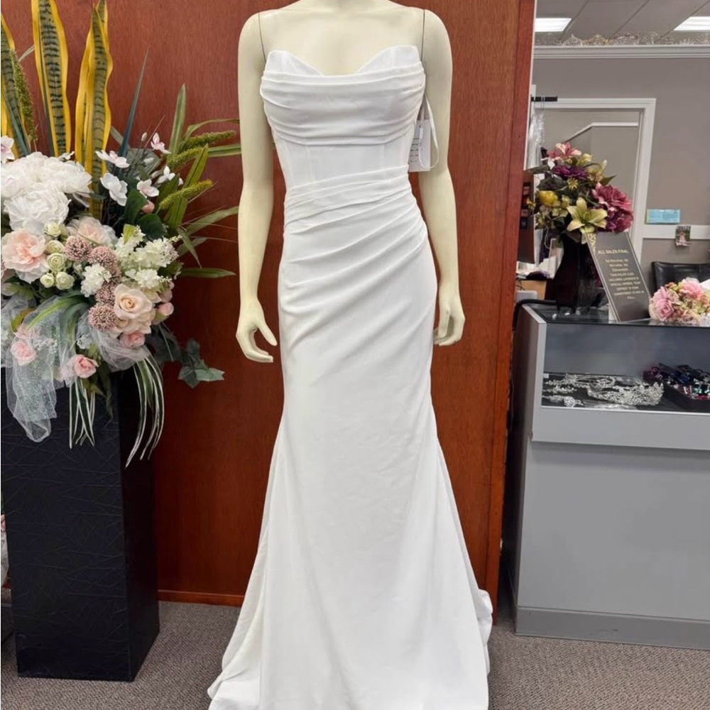 Classic White Strapless Ruched Sheath Wedding Gown